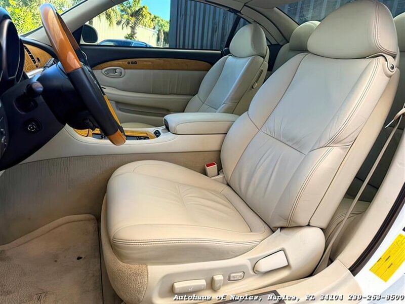 2003 Lexus SC 430   - Photo 19 - Naples, FL 34104