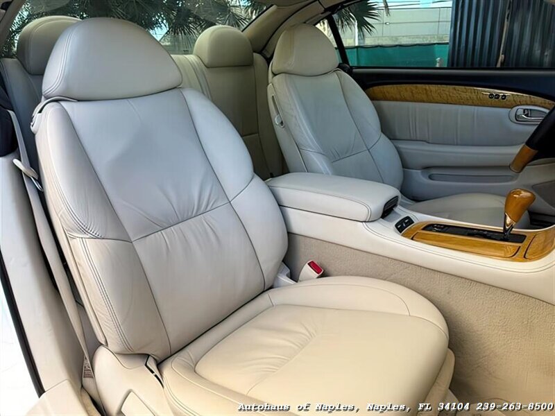 2003 Lexus SC 430   - Photo 29 - Naples, FL 34104