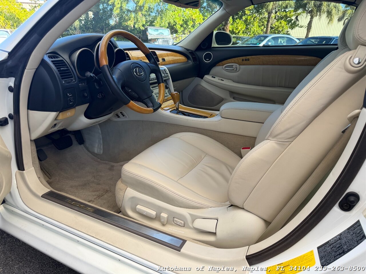 2003 Lexus SC 430   - Photo 17 - Naples, FL 34104