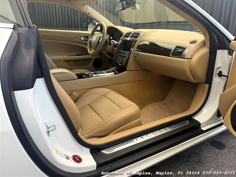 2011 Jaguar XK   - Photo 19 - Naples, FL 34104