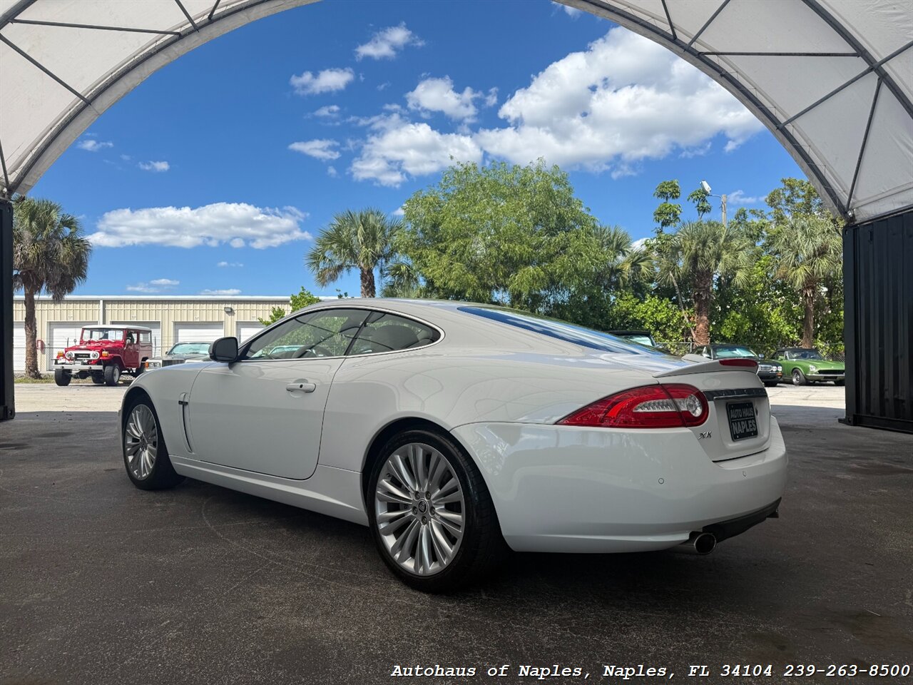 2011 Jaguar XK - Photo 6 - Naples, FL 34104