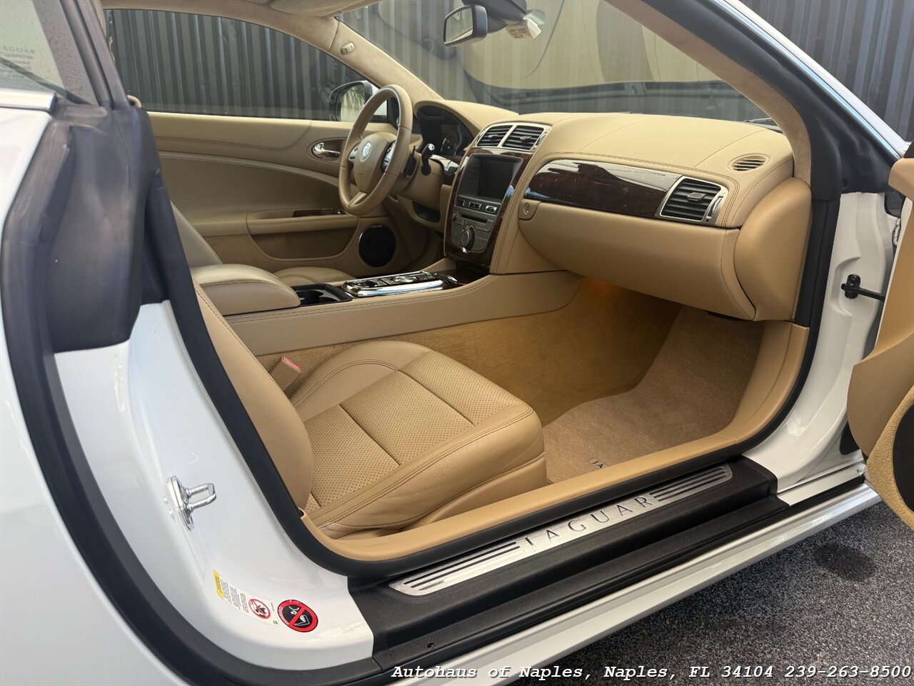 2011 Jaguar XK - Photo 19 - Naples, FL 34104