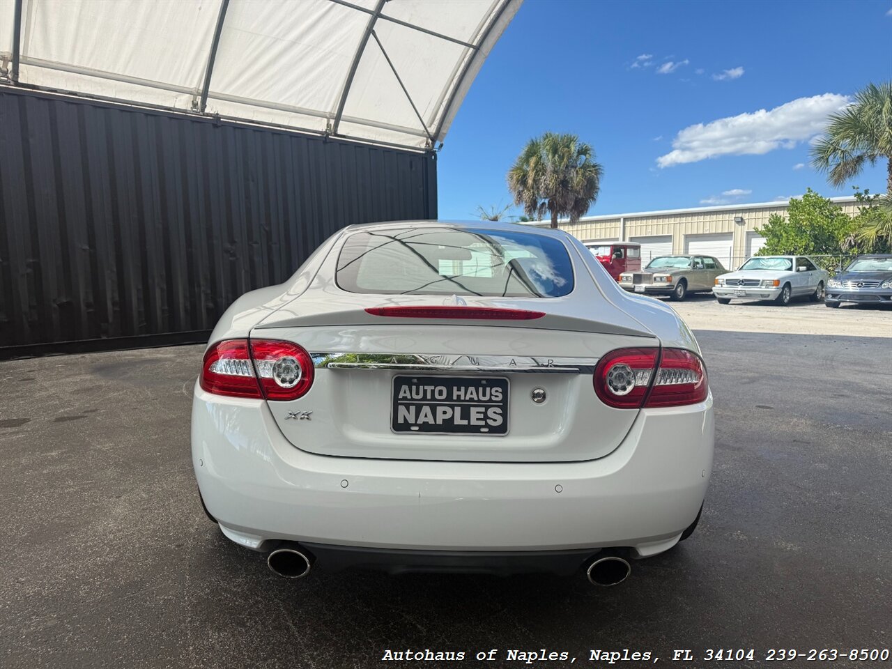 2011 Jaguar XK - Photo 7 - Naples, FL 34104