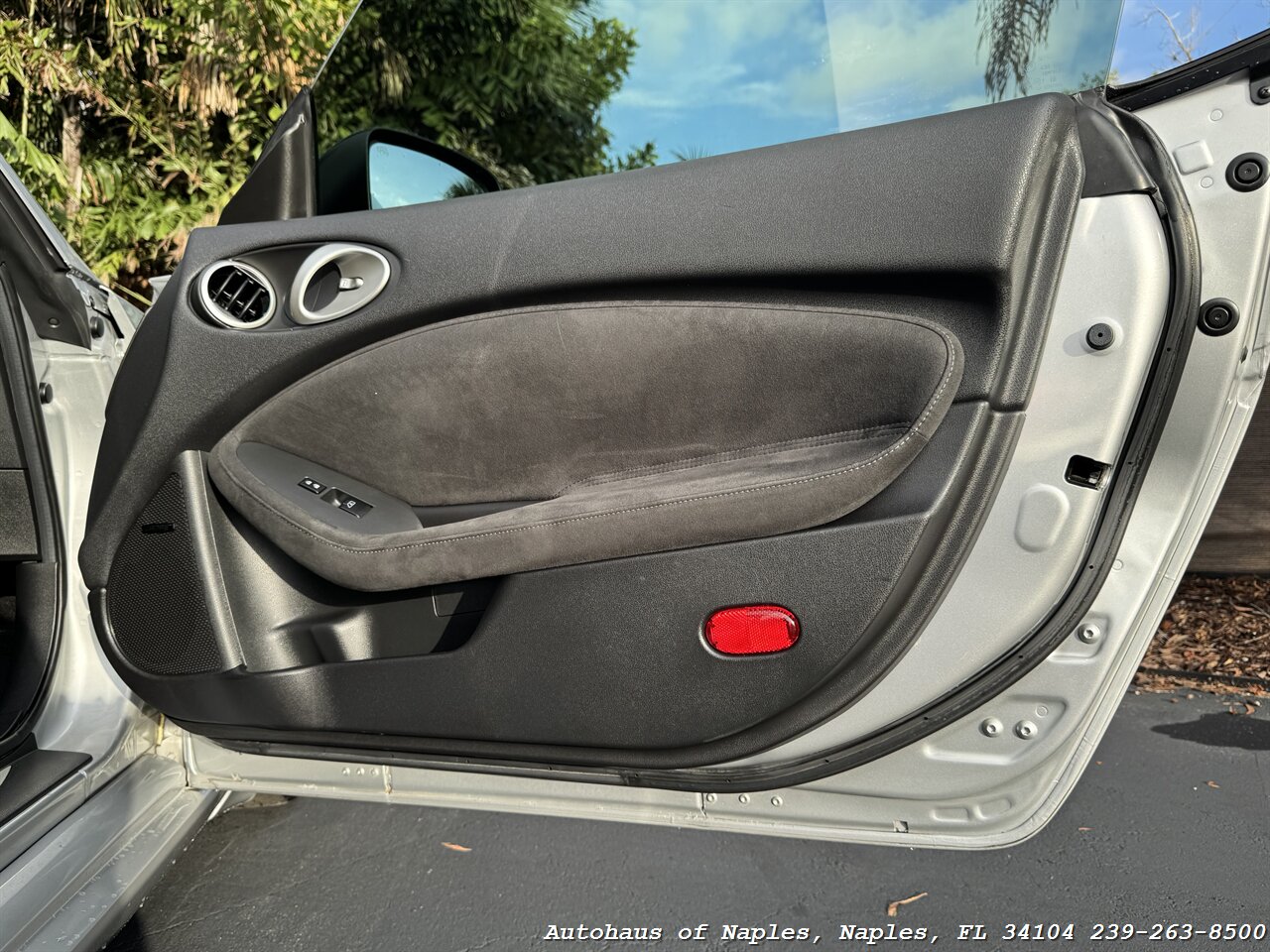 2019 Nissan 370Z - Photo 33 - Naples, FL 34104