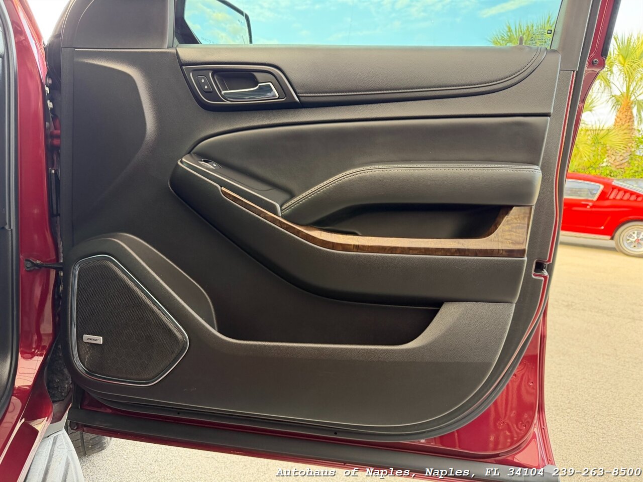 2016 Chevrolet Tahoe LT   - Photo 37 - Naples, FL 34104