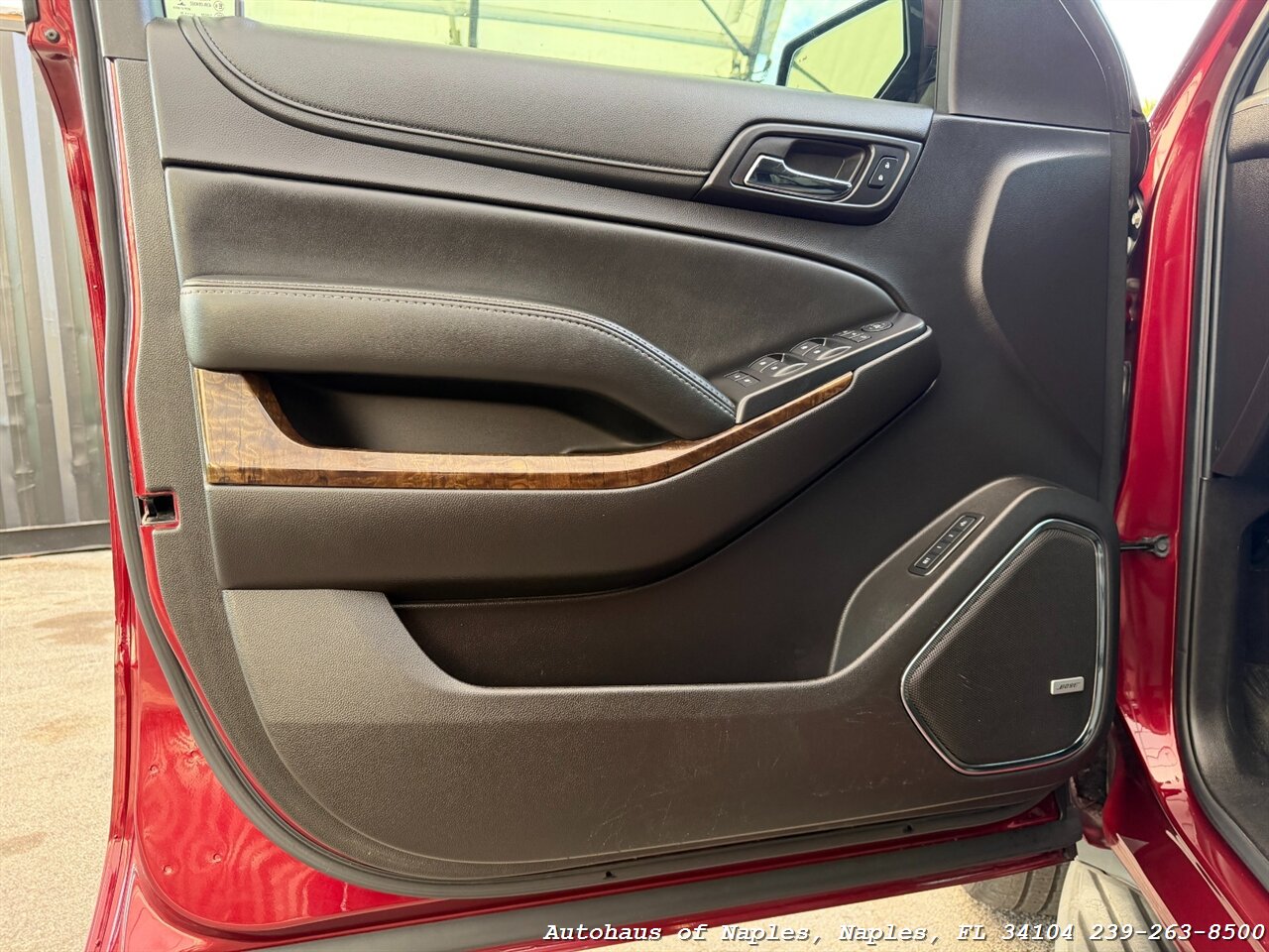 2016 Chevrolet Tahoe LT   - Photo 22 - Naples, FL 34104