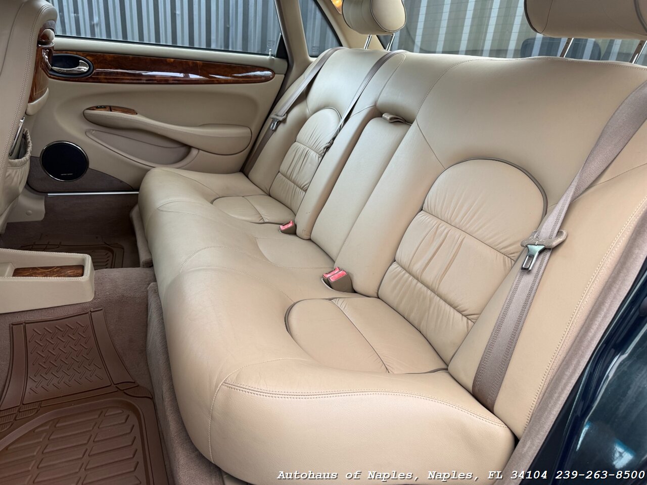 1999 Jaguar Vanden Plas - Photo 20 - Naples, FL 34104