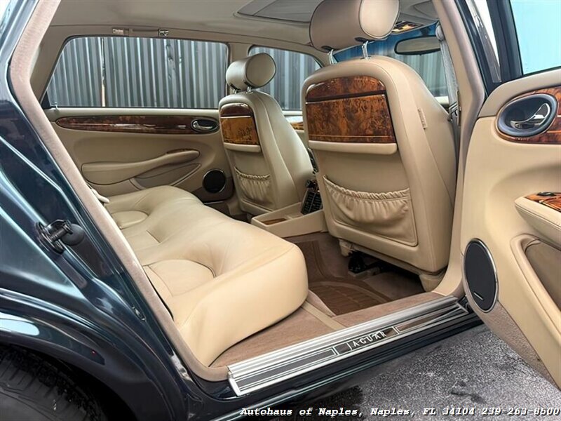 1999 Jaguar Vanden Plas   - Photo 26 - Naples, FL 34104