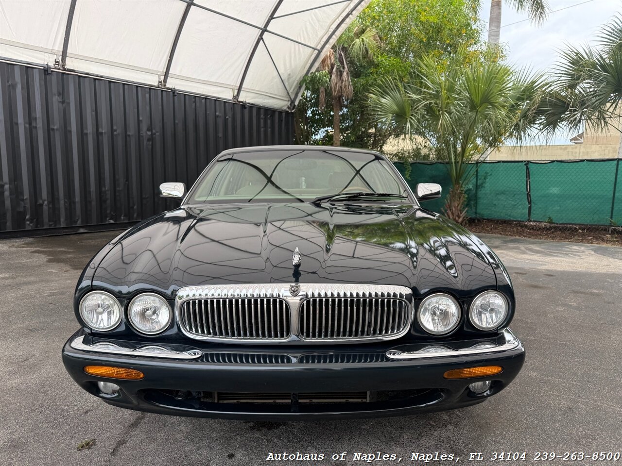 1999 Jaguar Vanden Plas - Photo 3 - Naples, FL 34104