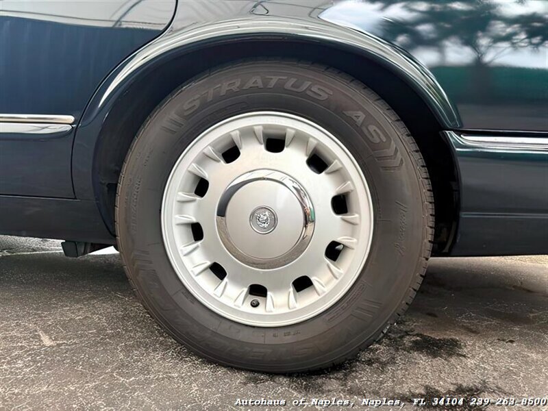 1999 Jaguar Vanden Plas   - Photo 12 - Naples, FL 34104