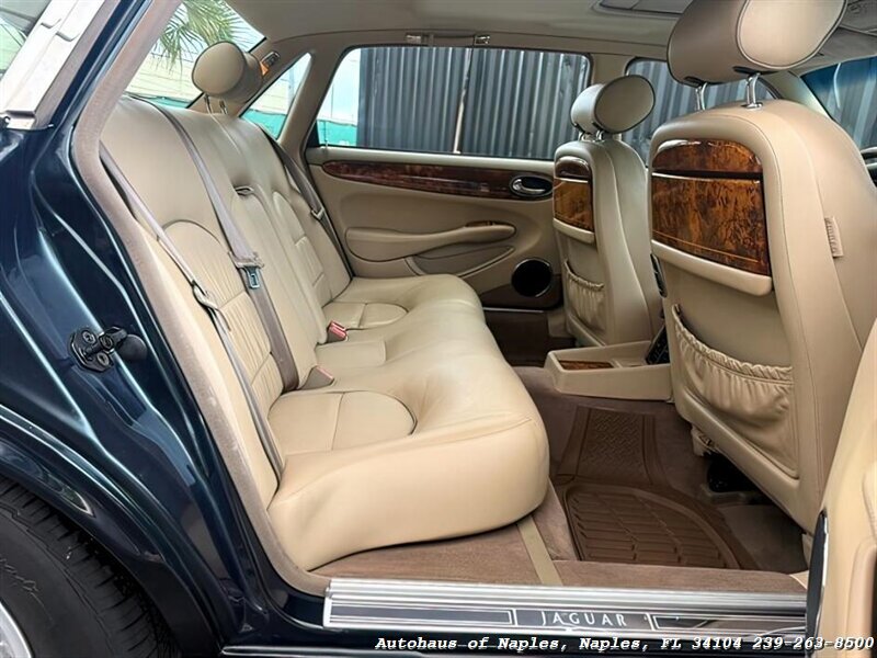1999 Jaguar Vanden Plas   - Photo 27 - Naples, FL 34104