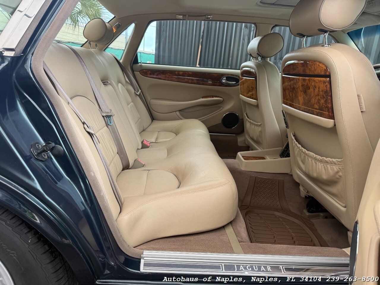 1999 Jaguar Vanden Plas - Photo 27 - Naples, FL 34104