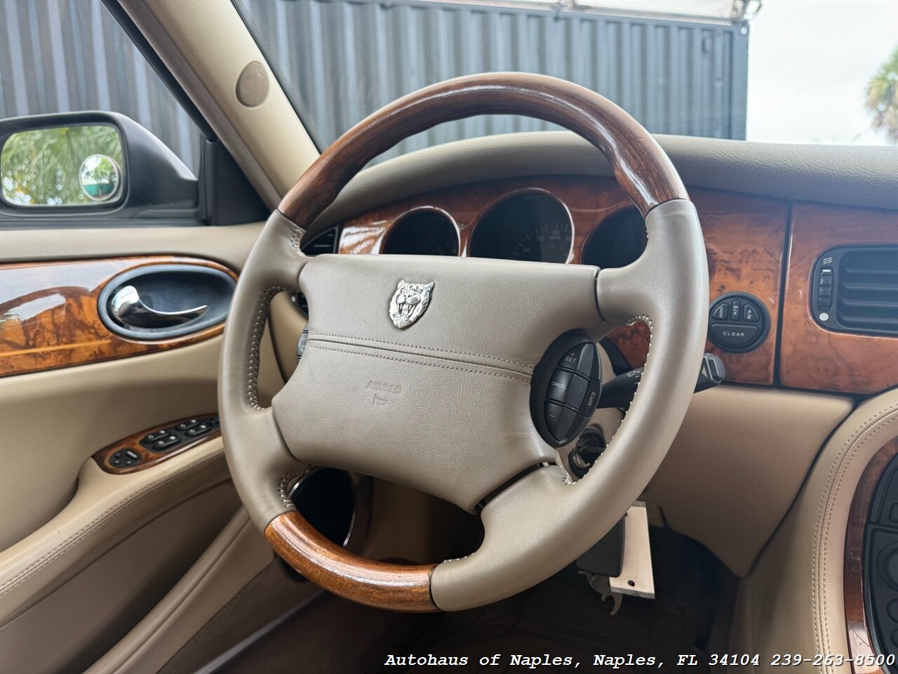 1999 Jaguar Vanden Plas - Photo 31 - Naples, FL 34104