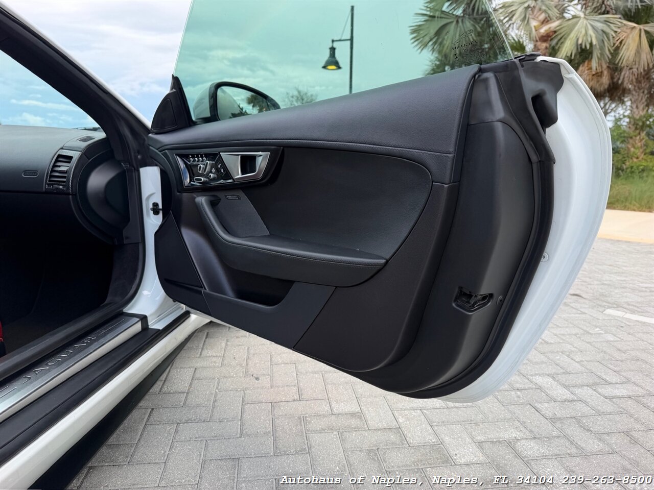 2014 Jaguar F-TYPE V8 S - Photo 36 - Naples, FL 34104
