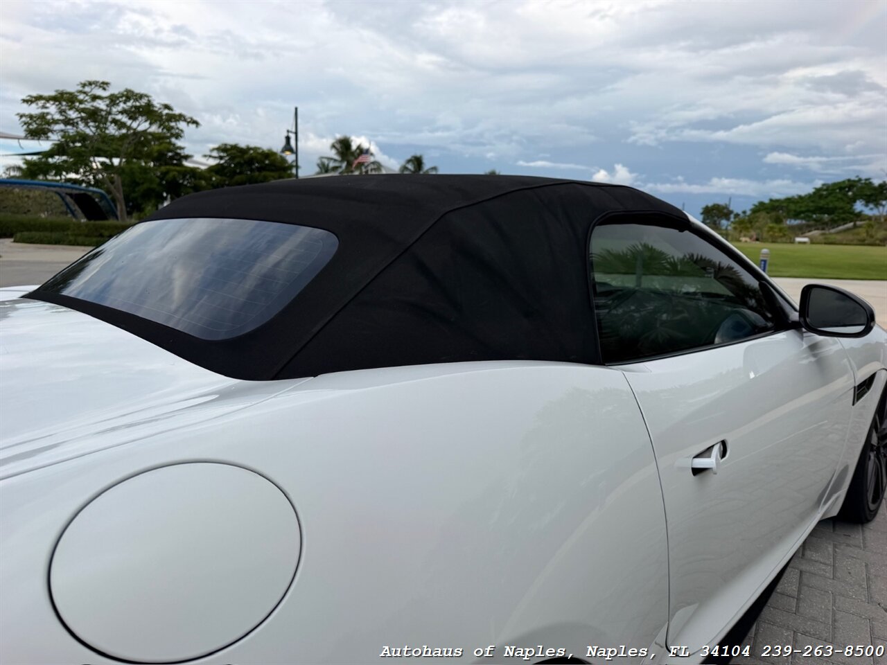 2014 Jaguar F-TYPE V8 S - Photo 28 - Naples, FL 34104