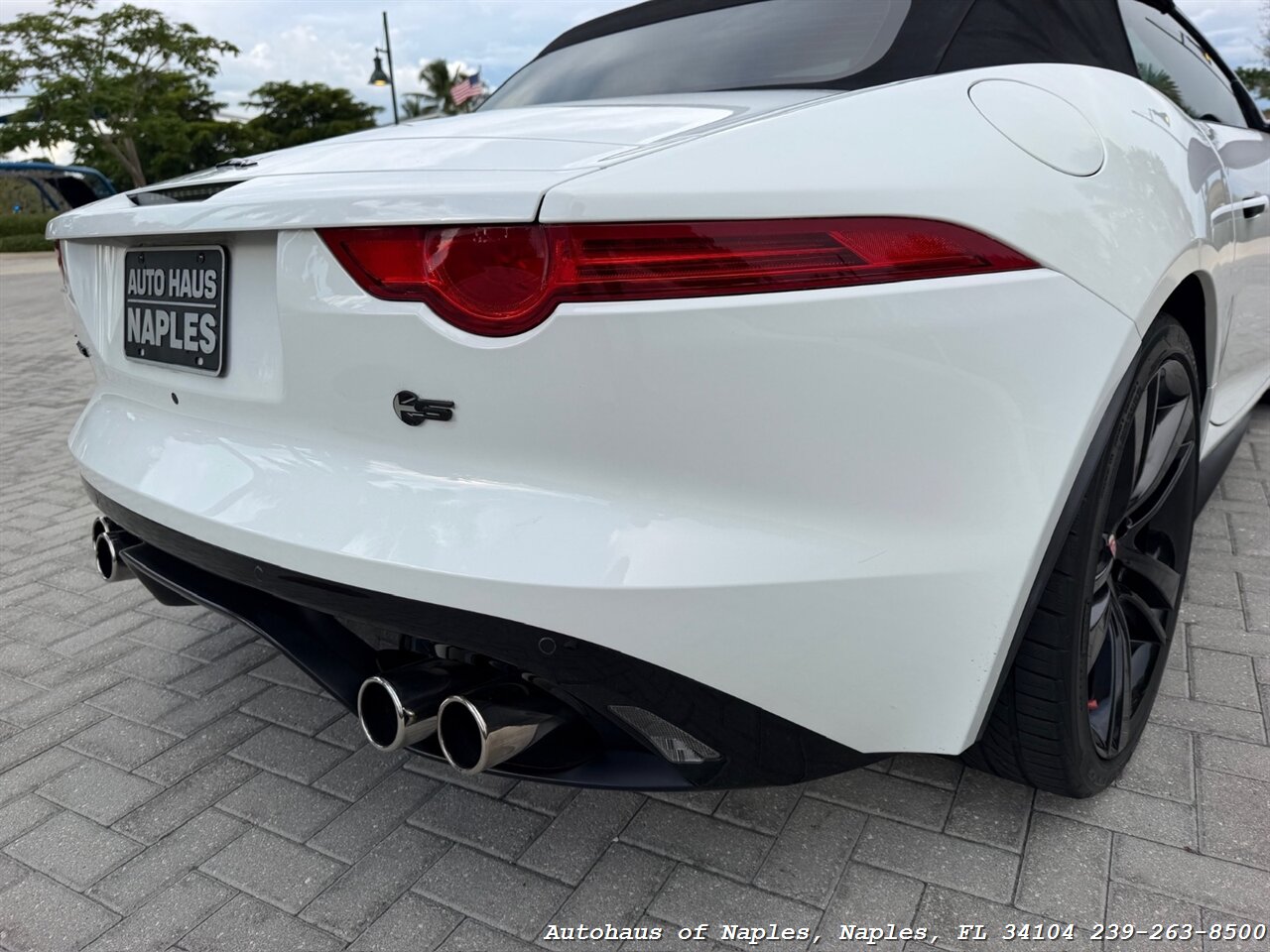2014 Jaguar F-TYPE V8 S - Photo 20 - Naples, FL 34104