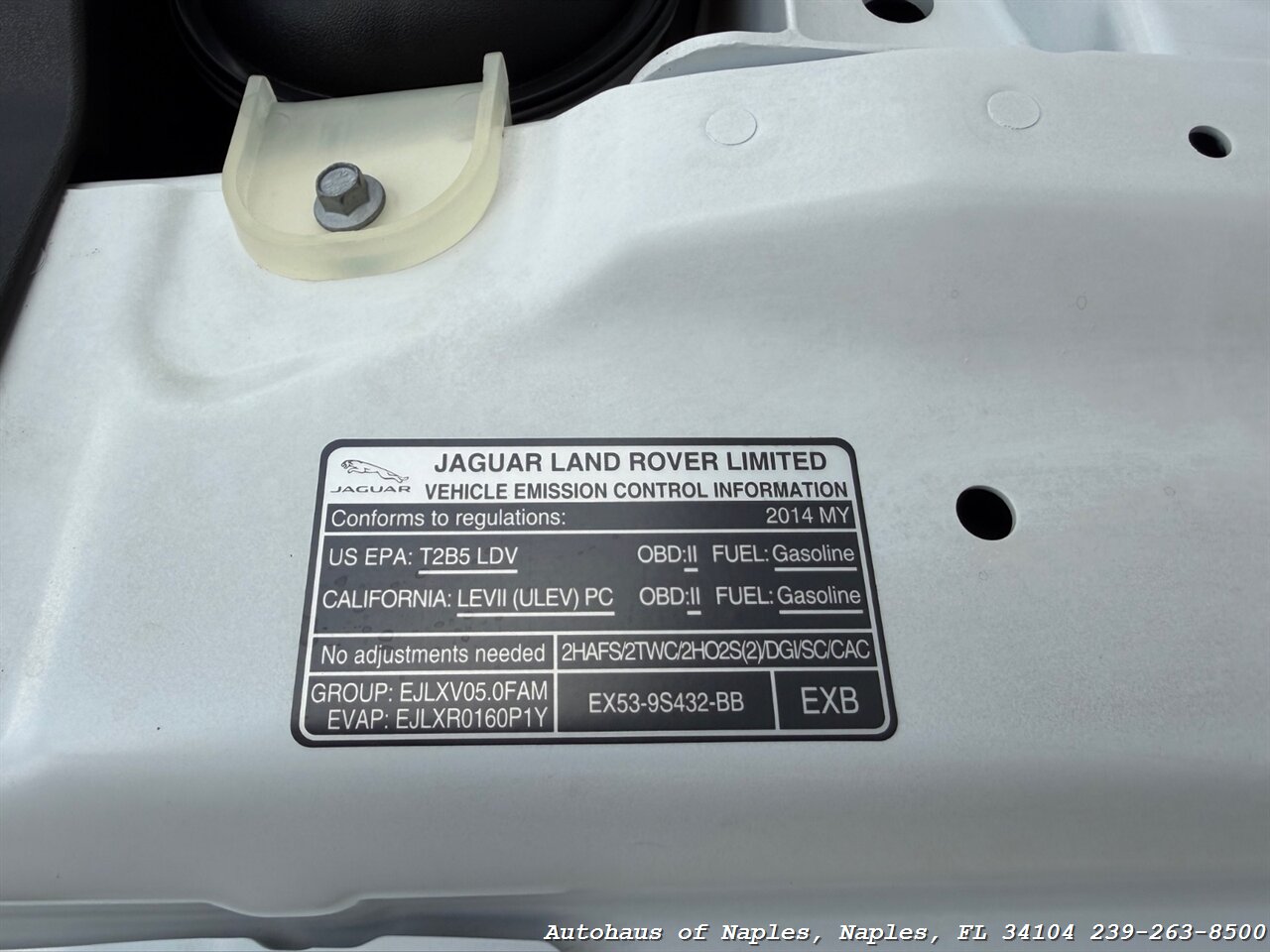 2014 Jaguar F-TYPE V8 S - Photo 52 - Naples, FL 34104