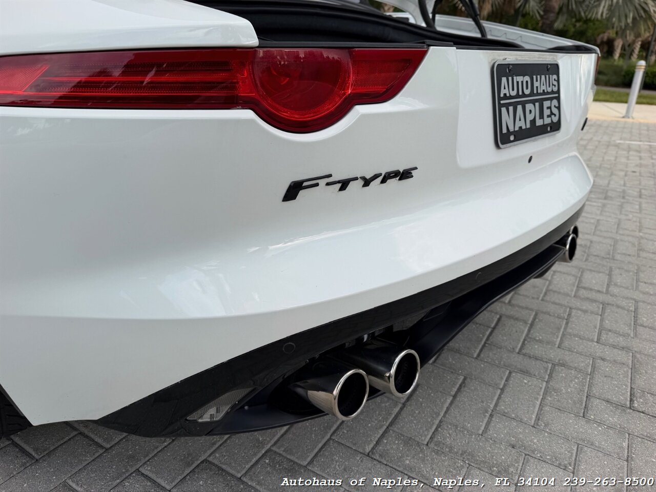 2014 Jaguar F-TYPE V8 S - Photo 61 - Naples, FL 34104