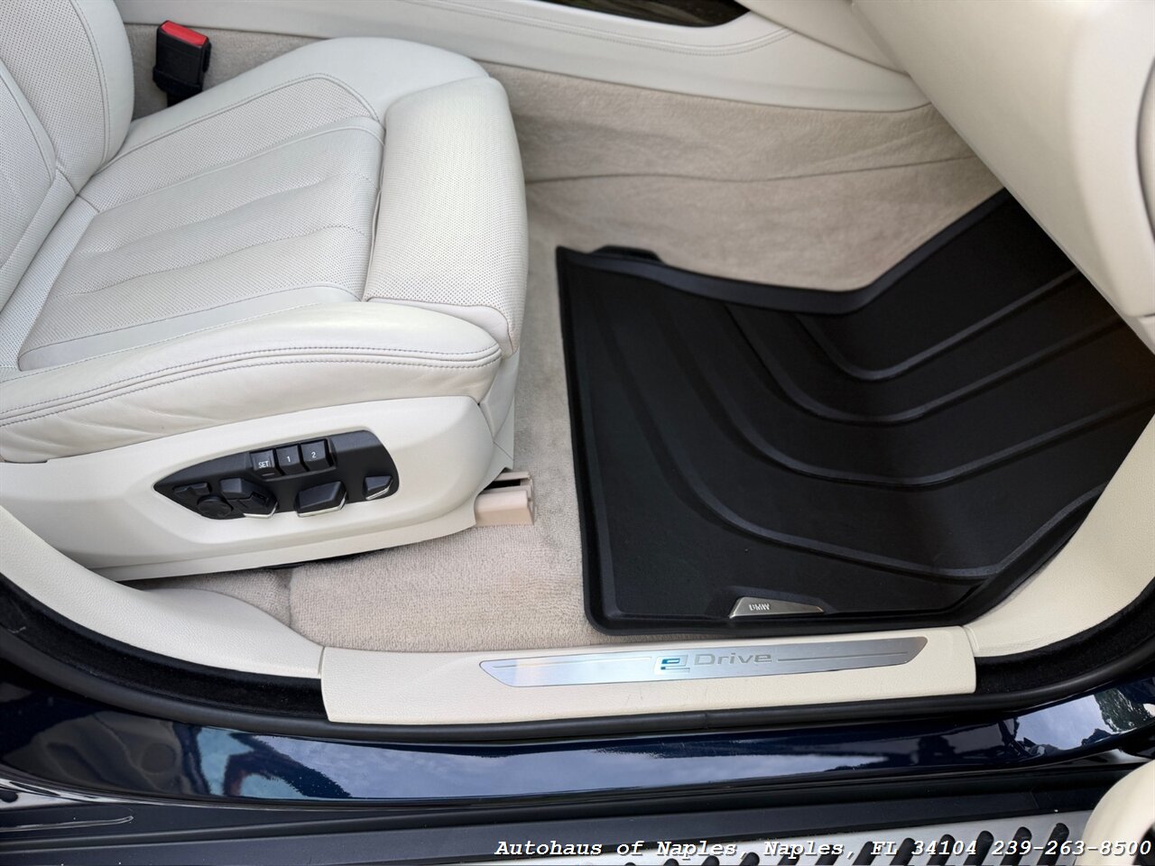 2016 BMW X5 xDrive40e   - Photo 37 - Naples, FL 34104