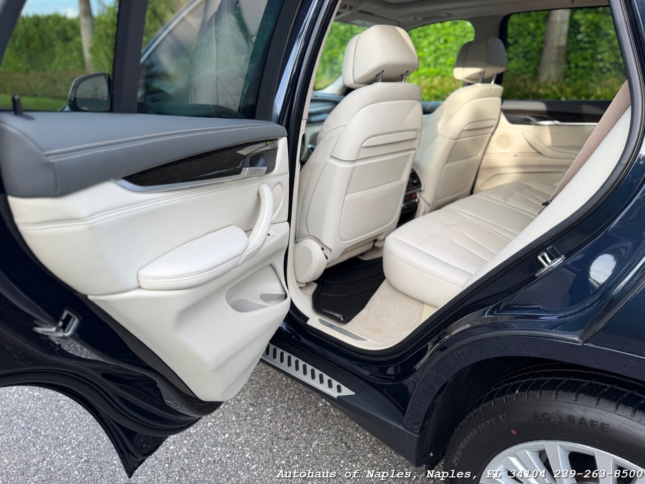 2016 BMW X5 xDrive40e   - Photo 56 - Naples, FL 34104