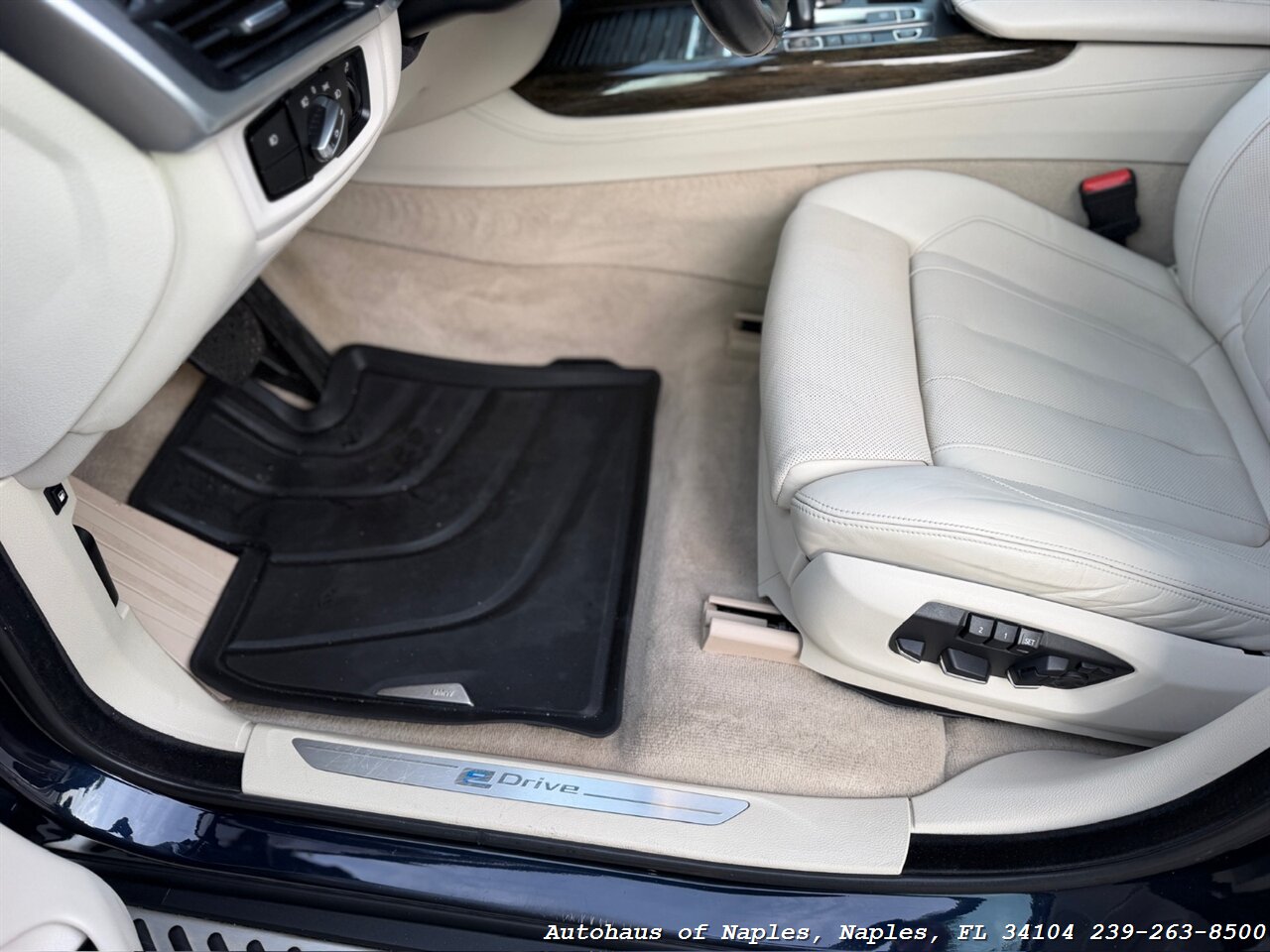 2016 BMW X5 xDrive40e   - Photo 47 - Naples, FL 34104