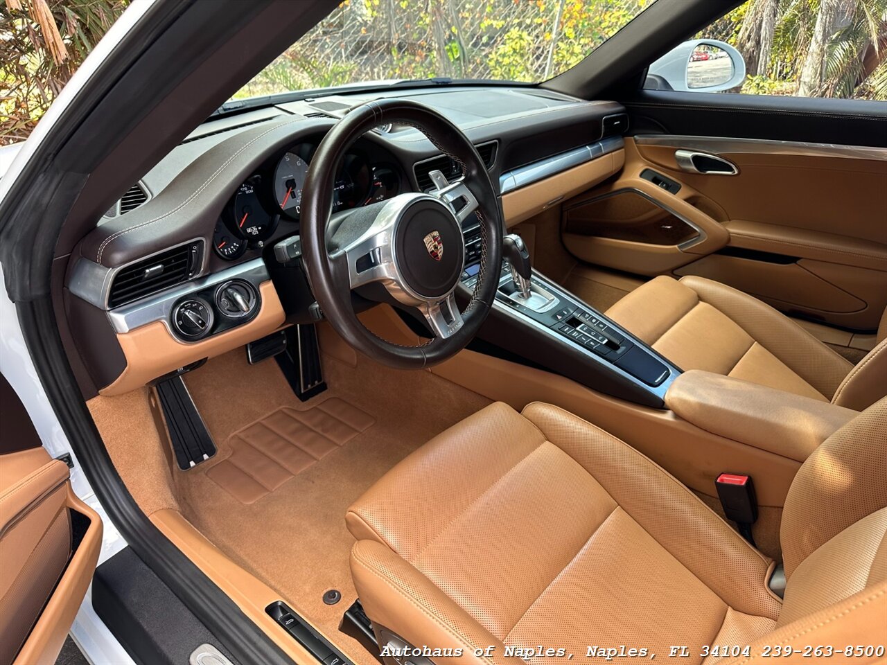 2015 Porsche 911 Carrera 4S Cabriolet   - Photo 20 - Naples, FL 34104