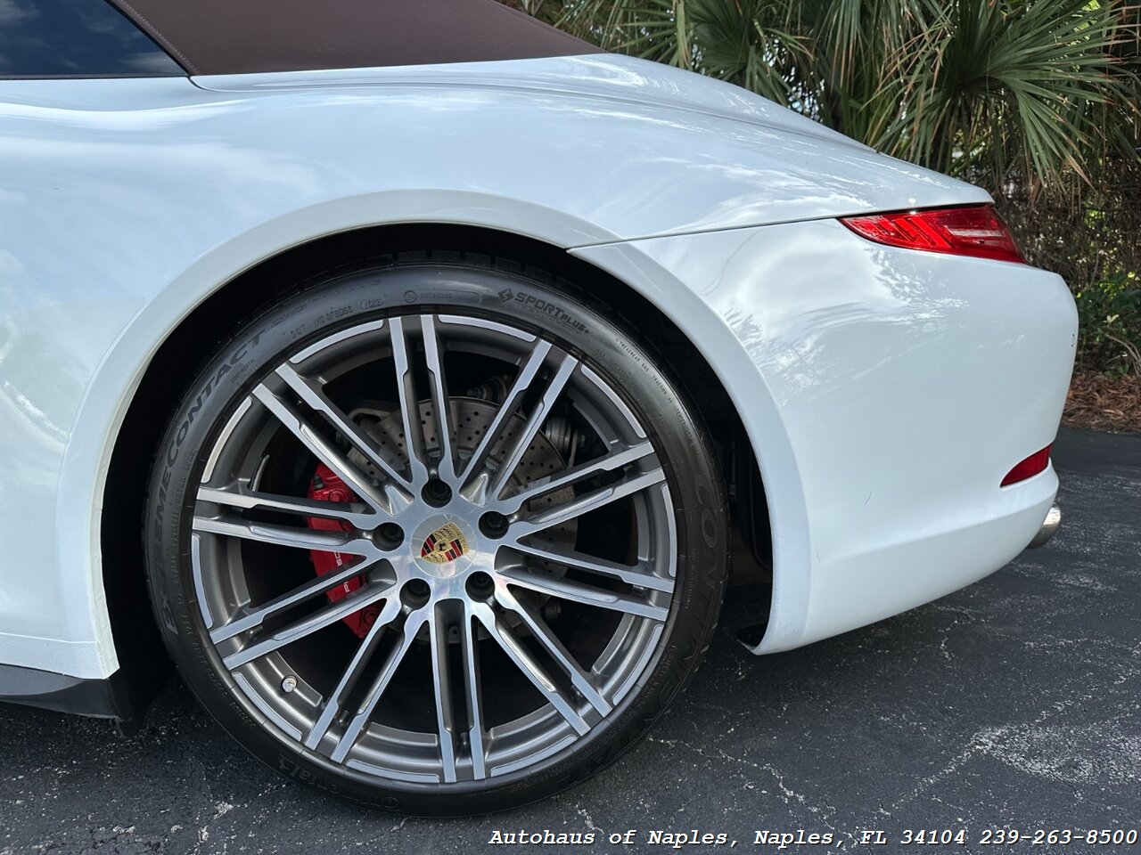 2015 Porsche 911 Carrera 4S Cabriolet   - Photo 9 - Naples, FL 34104