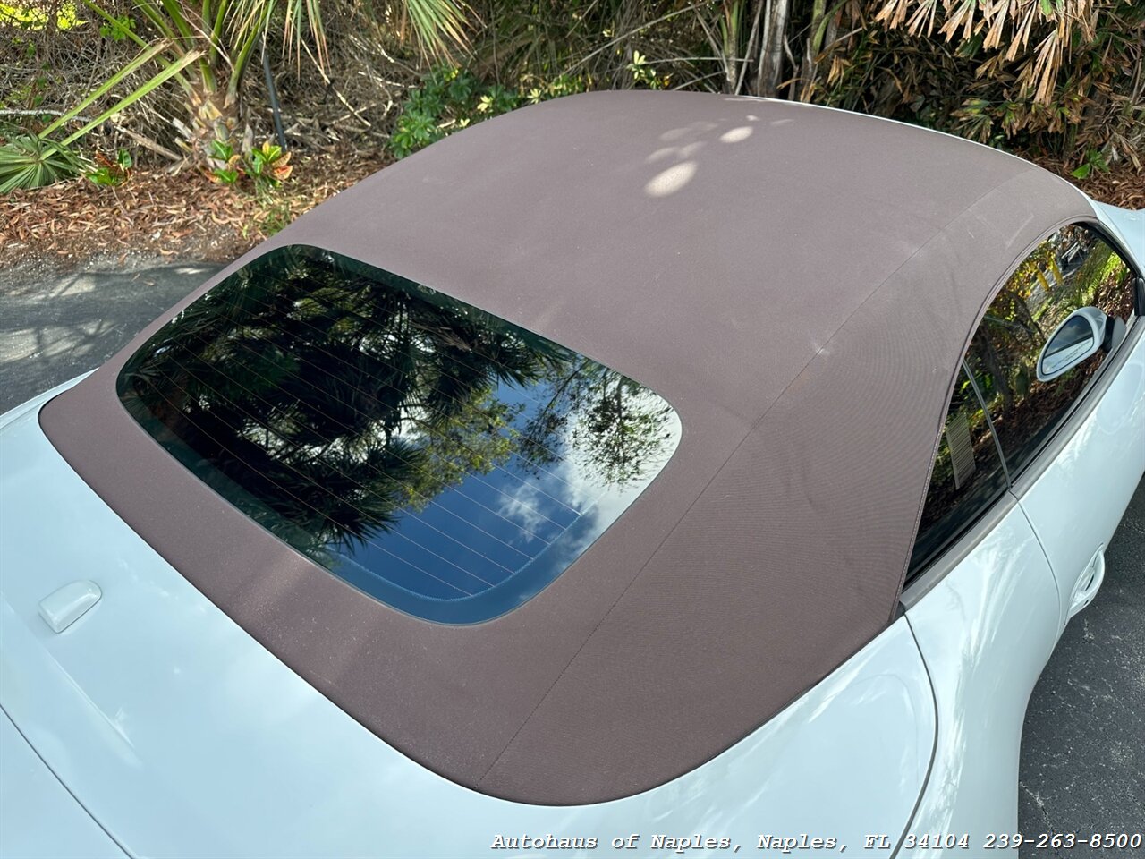 2015 Porsche 911 Carrera 4S Cabriolet   - Photo 17 - Naples, FL 34104