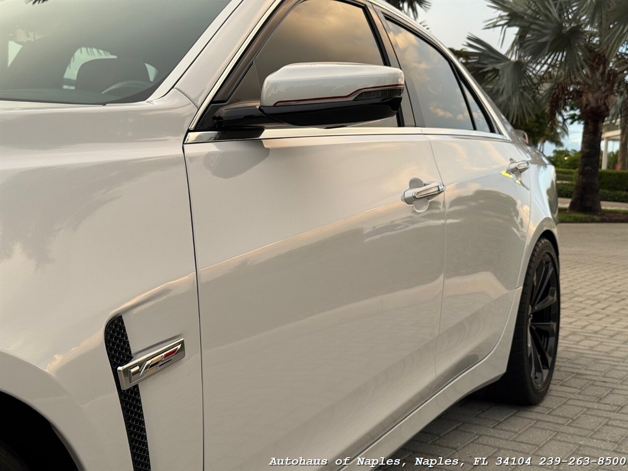 2017 Cadillac CTS-V - Photo 18 - Naples, FL 34104
