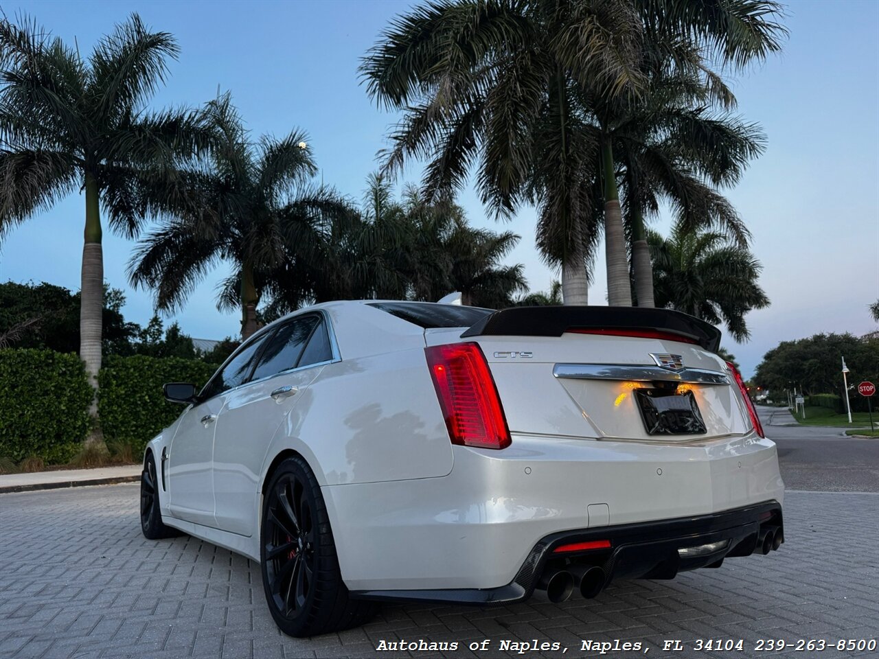 2017 Cadillac CTS-V - Photo 9 - Naples, FL 34104