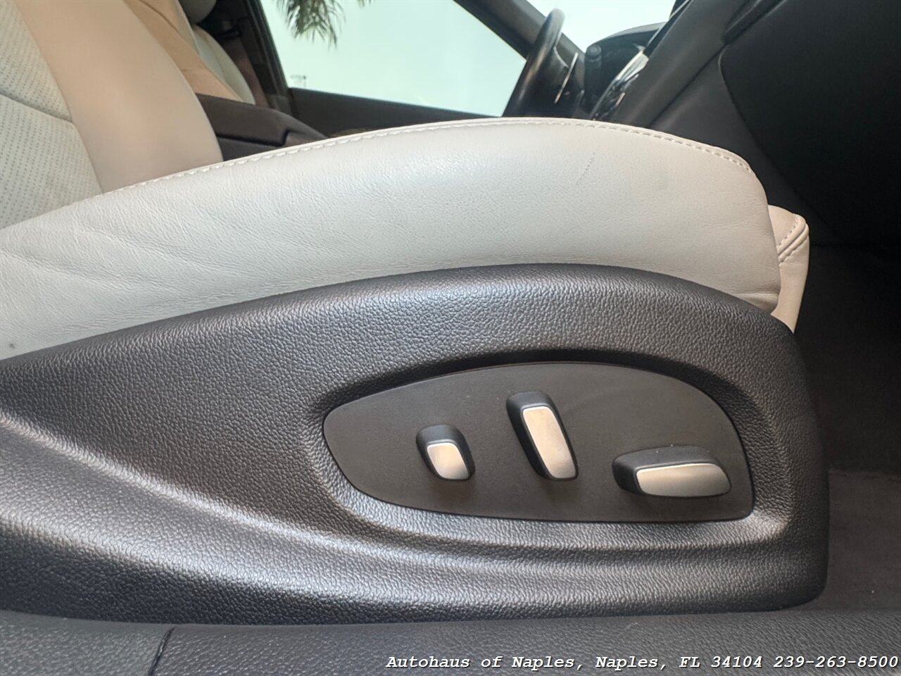 2017 Cadillac CTS-V - Photo 51 - Naples, FL 34104