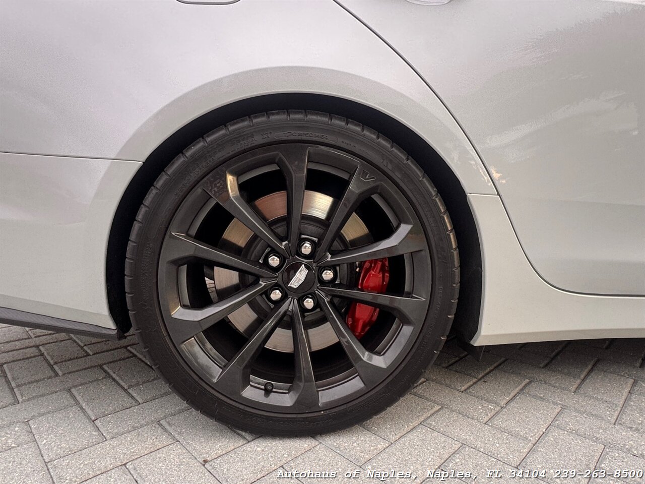2017 Cadillac CTS-V - Photo 31 - Naples, FL 34104
