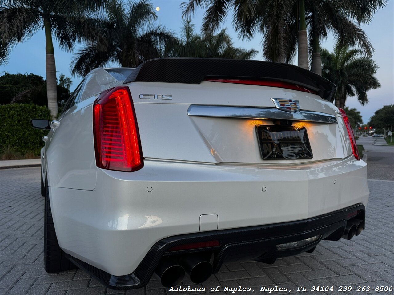 2017 Cadillac CTS-V - Photo 7 - Naples, FL 34104