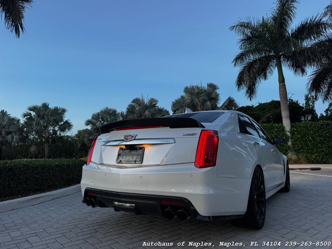 2017 Cadillac CTS-V - Photo 11 - Naples, FL 34104