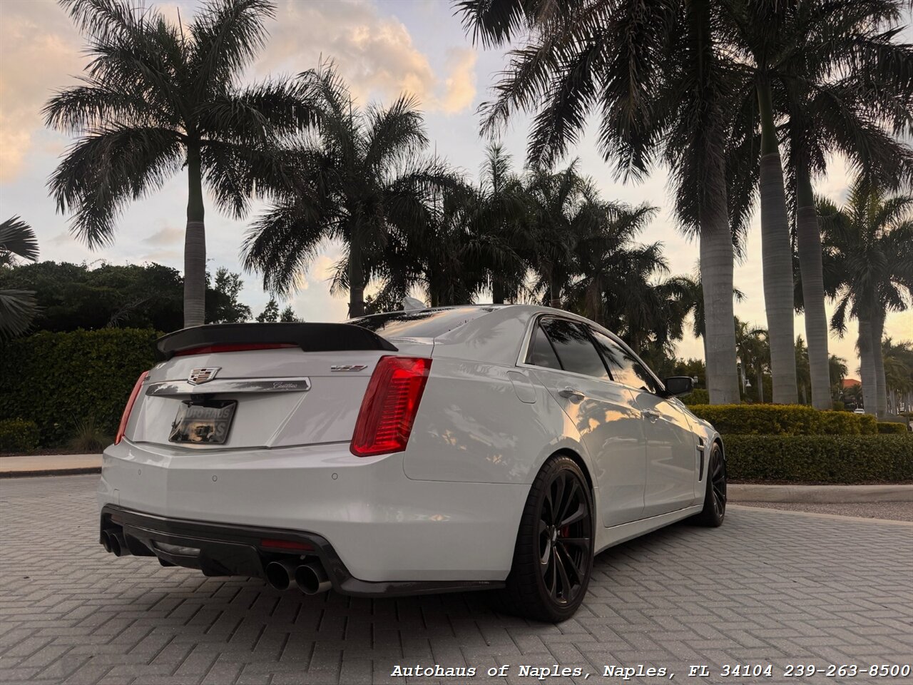 2017 Cadillac CTS-V - Photo 33 - Naples, FL 34104