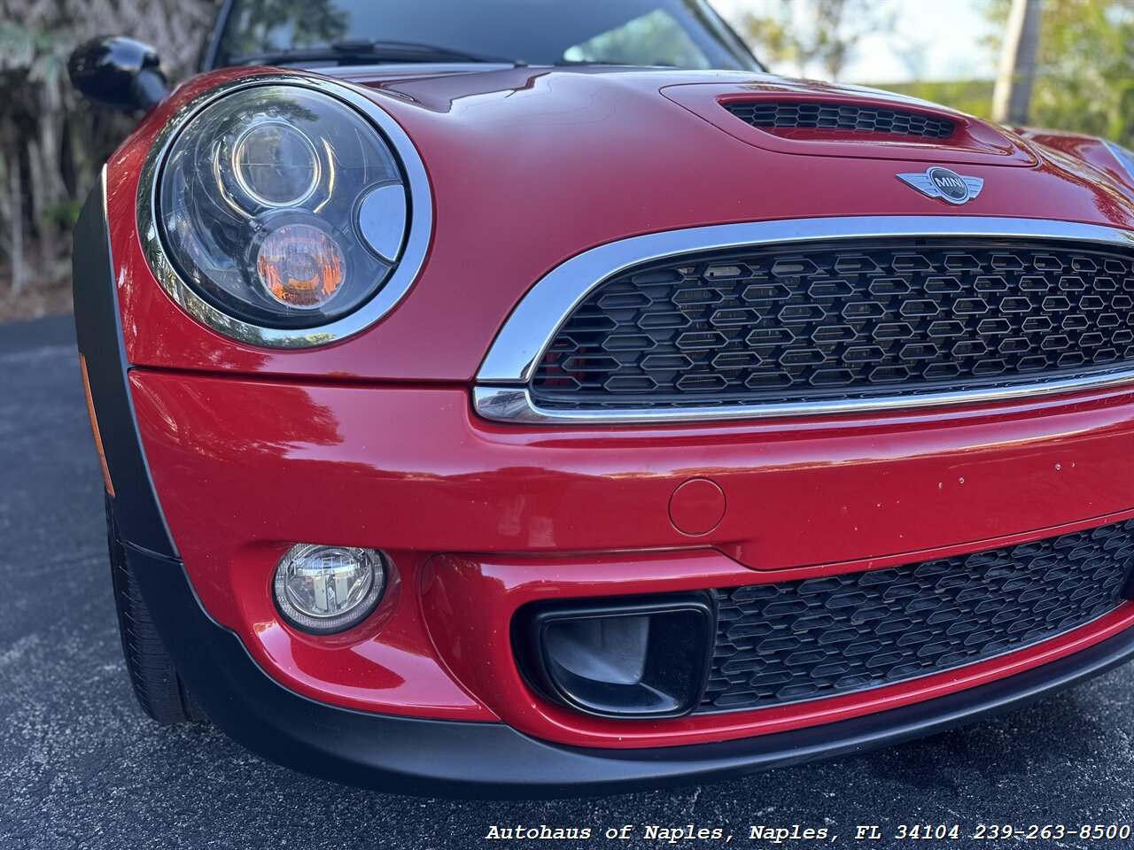 2015 MINI Convertible Cooper S   - Photo 7 - Naples, FL 34104