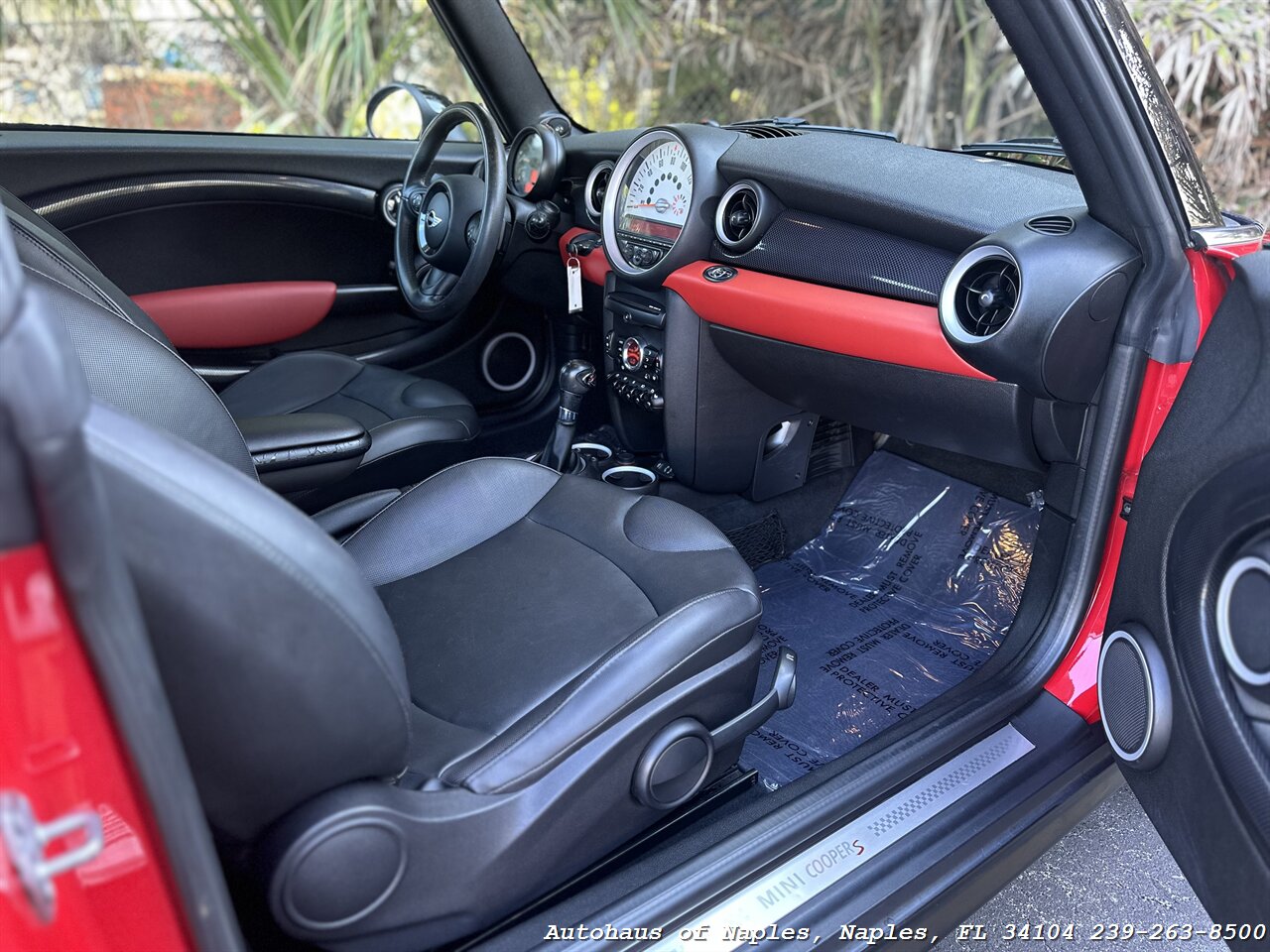 2015 MINI Convertible Cooper S   - Photo 37 - Naples, FL 34104