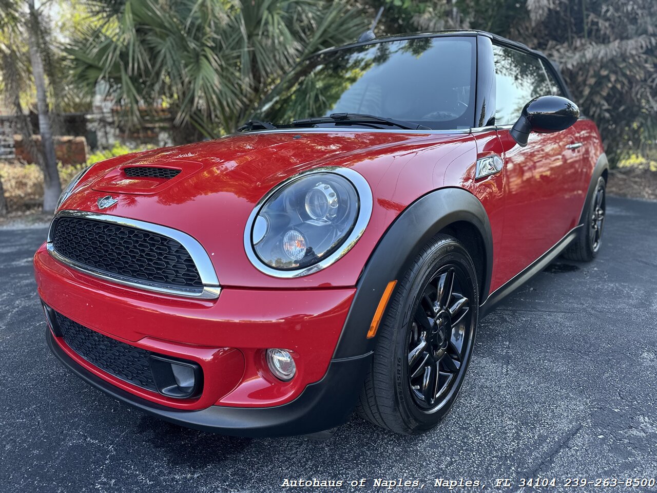 2015 MINI Convertible Cooper S   - Photo 4 - Naples, FL 34104