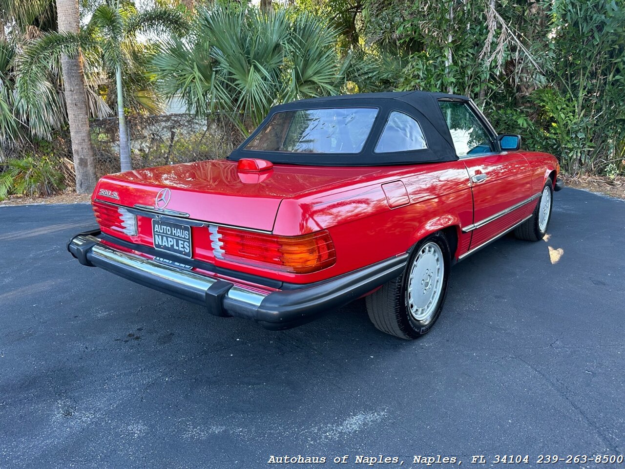 1987 Mercedes-Benz 560 SL w/ Hardtop   - Photo 14 - Naples, FL 34104