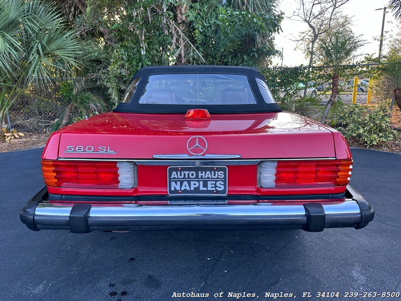 1987 Mercedes-Benz 560 SL w/ Hardtop   - Photo 12 - Naples, FL 34104