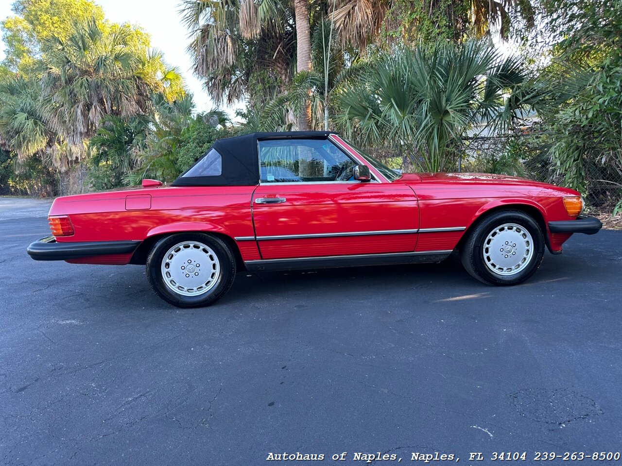 1987 Mercedes-Benz 560 SL w/ Hardtop   - Photo 16 - Naples, FL 34104