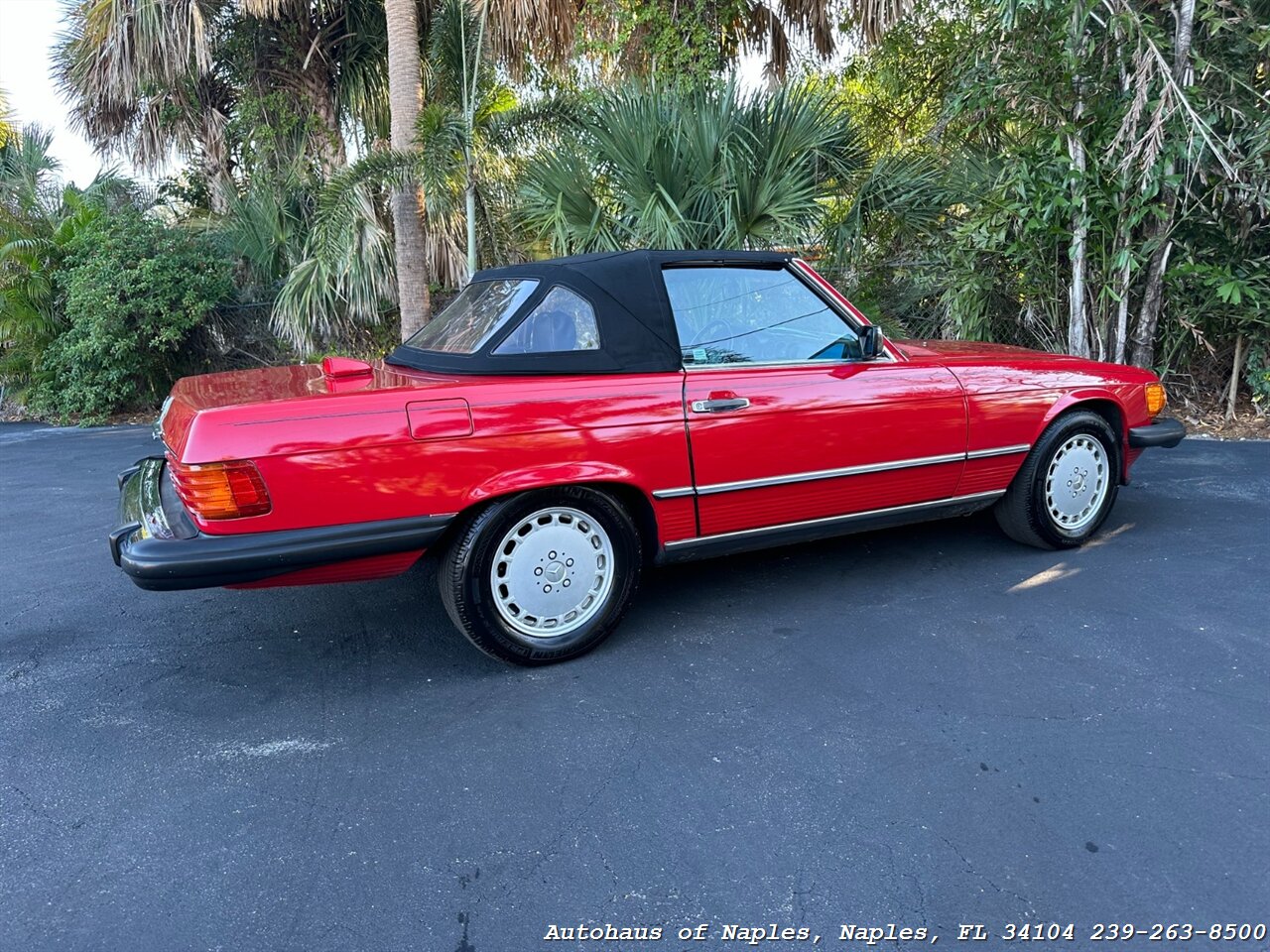 1987 Mercedes-Benz 560 SL w/ Hardtop   - Photo 15 - Naples, FL 34104