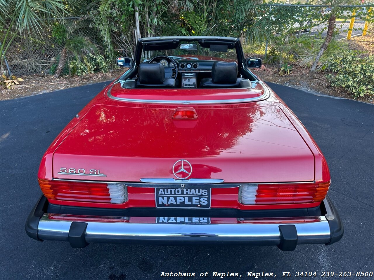 1987 Mercedes-Benz 560 SL w/ Hardtop   - Photo 20 - Naples, FL 34104