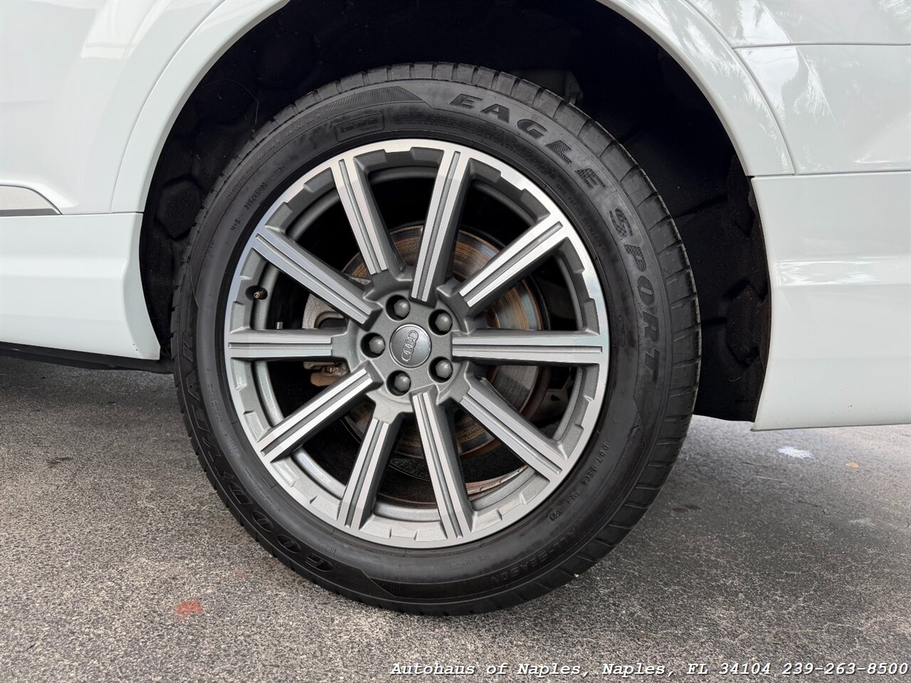 2018 Audi Q7 3.0T quattro Prestige   - Photo 12 - Naples, FL 34104
