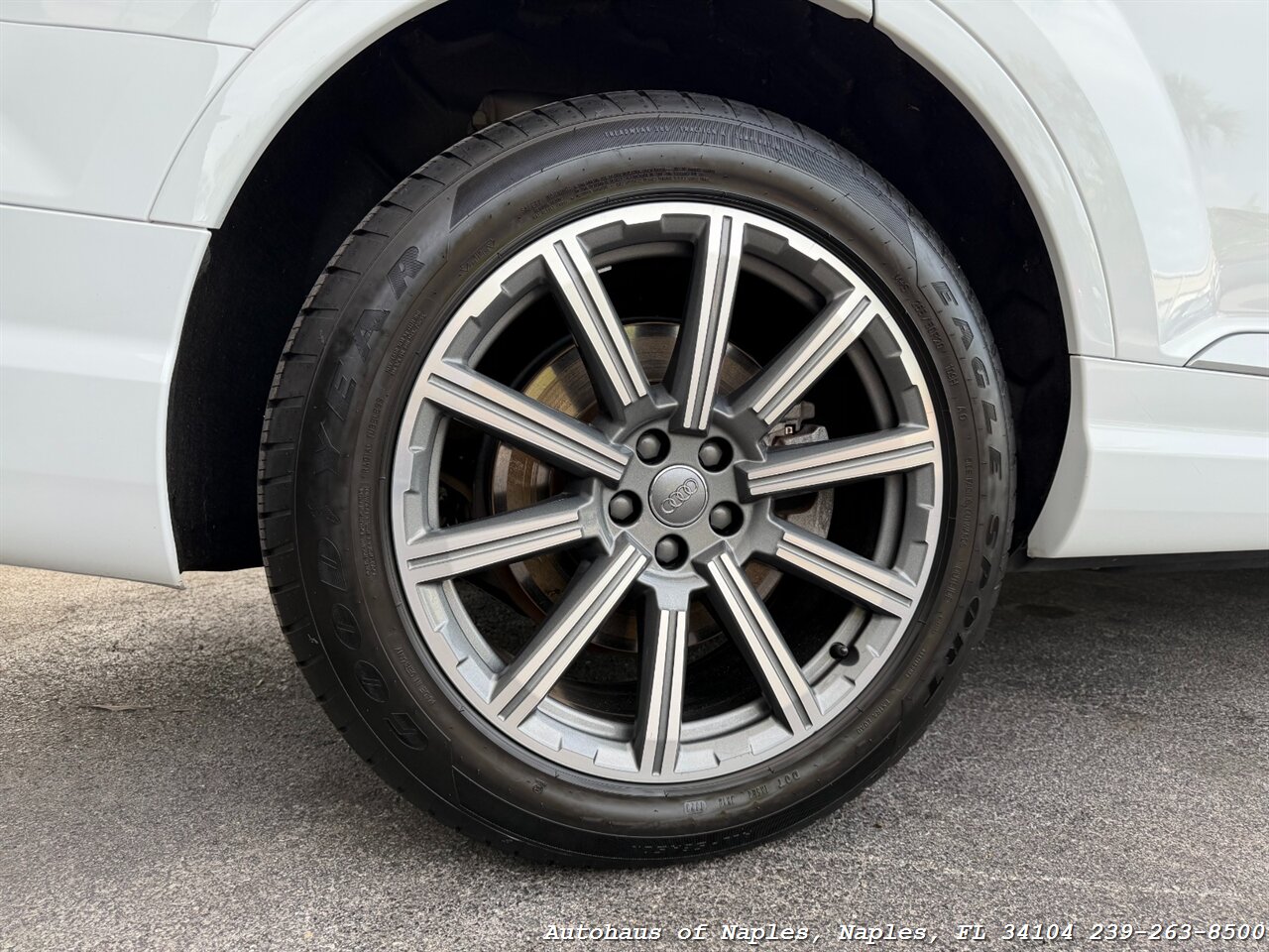 2018 Audi Q7 3.0T quattro Prestige   - Photo 11 - Naples, FL 34104