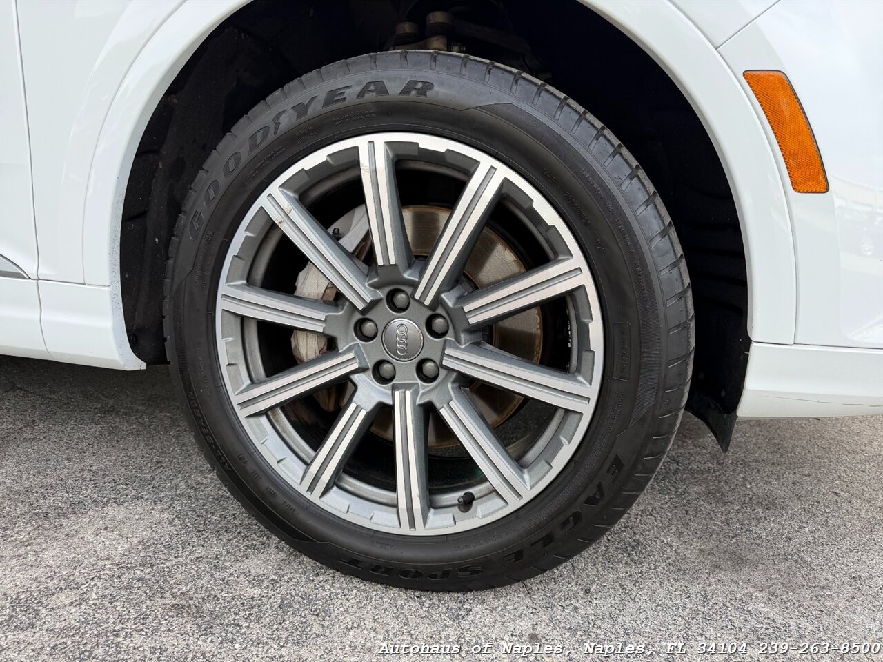 2018 Audi Q7 3.0T quattro Prestige   - Photo 10 - Naples, FL 34104