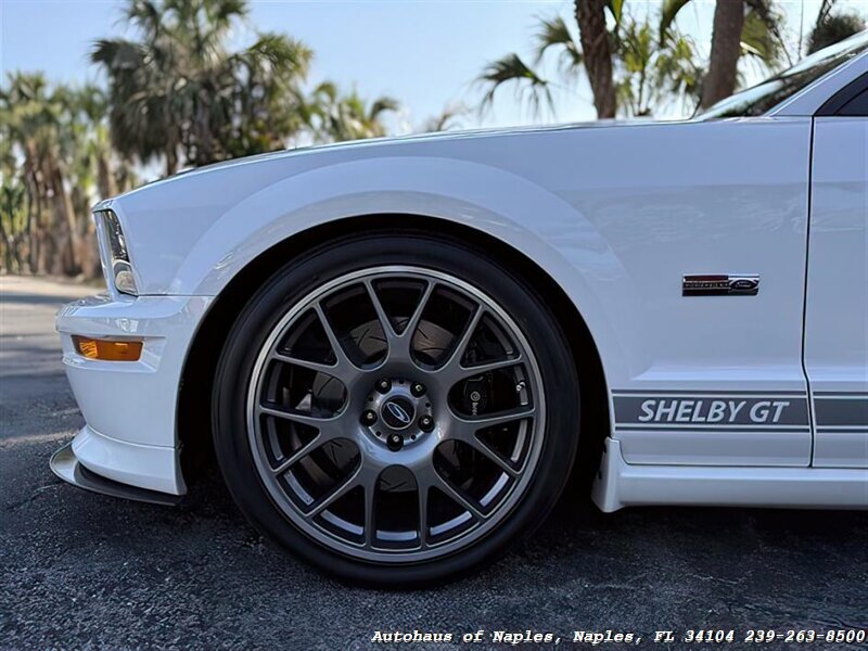 2007 Ford Mustang Shelby GT - Photo 9 - Naples, FL 34104