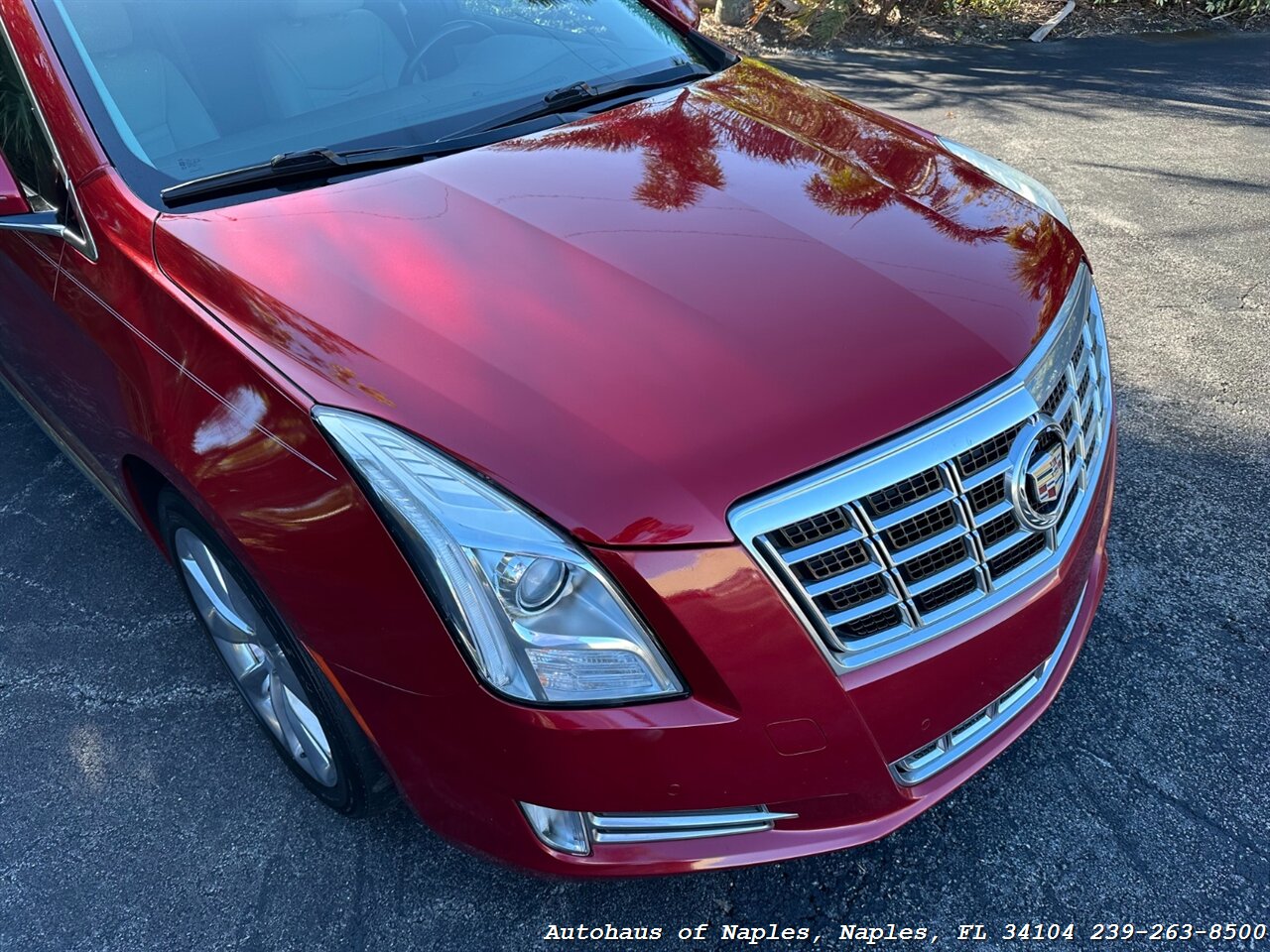 2013 Cadillac XTS Luxury Collection   - Photo 6 - Naples, FL 34104