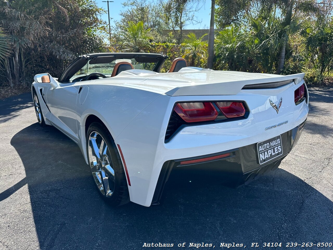 2014 Chevrolet Corvette Stingray Convertible 2LT   - Photo 11 - Naples, FL 34104