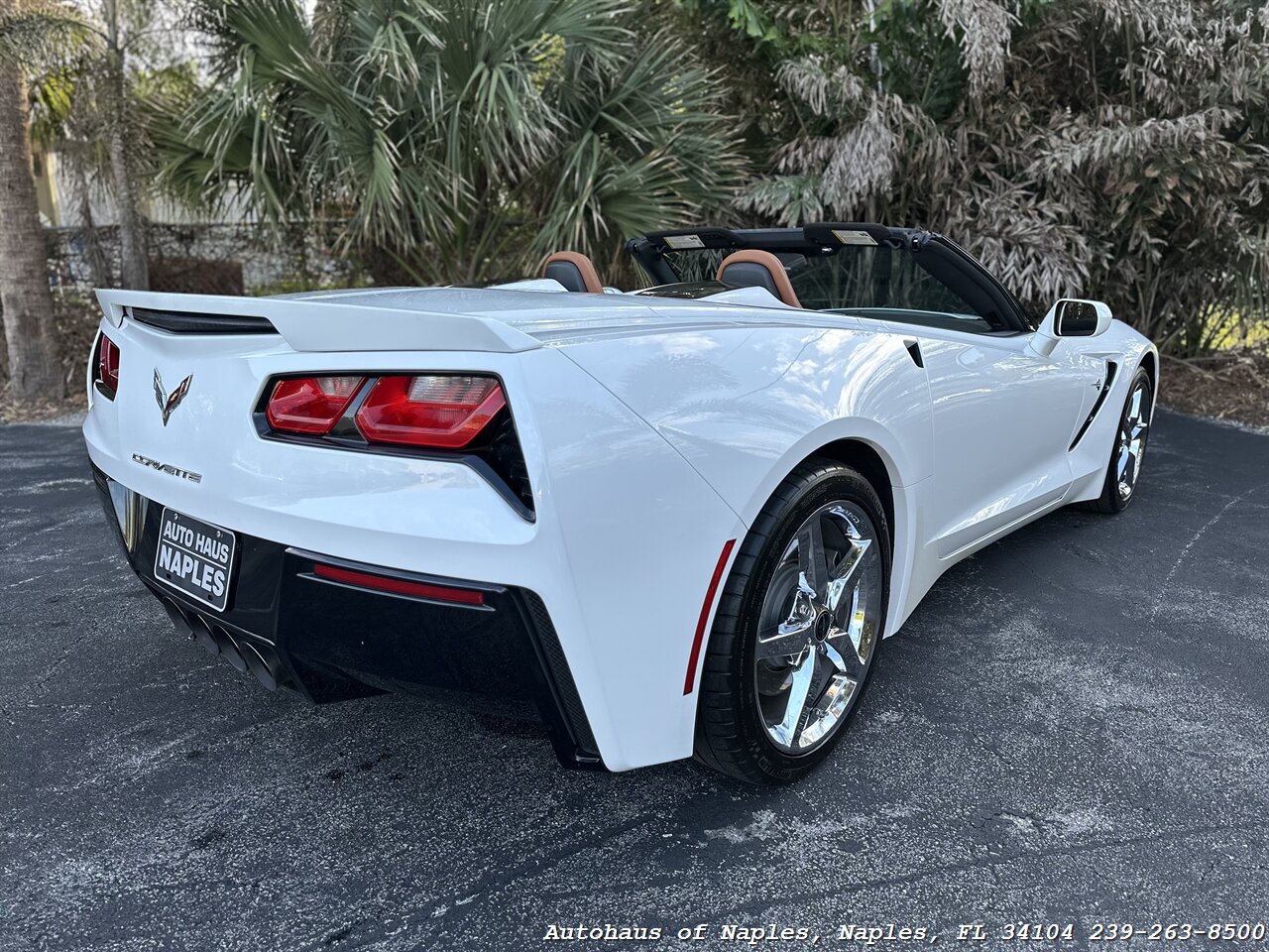 2014 Chevrolet Corvette Stingray Convertible 2LT   - Photo 16 - Naples, FL 34104